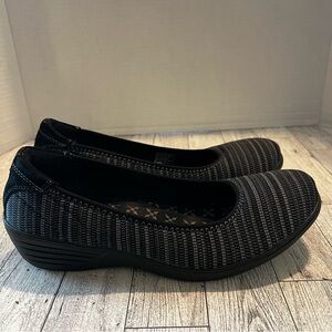 Skechers Stretch Fit Slip On Black Air Cooled Memory Foam 48881 Womens Size 8